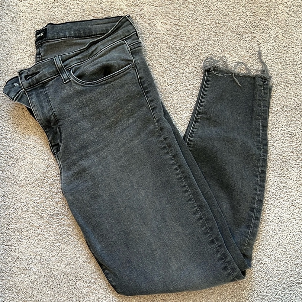 Hudson Natalie Super Skinny black frayed jeans